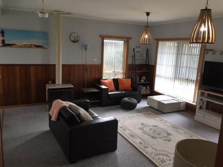 â€˜Rose Cottageâ€™ sisters beach accommodation Guest house, Tasmania - imaginea 9