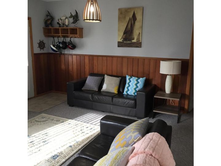 â€˜Rose Cottageâ€™ sisters beach accommodation Guest house, Tasmania - imaginea 4