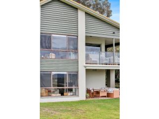 Rosie's Seaview-Lake to ocean view Guest house, Merimbula - 5