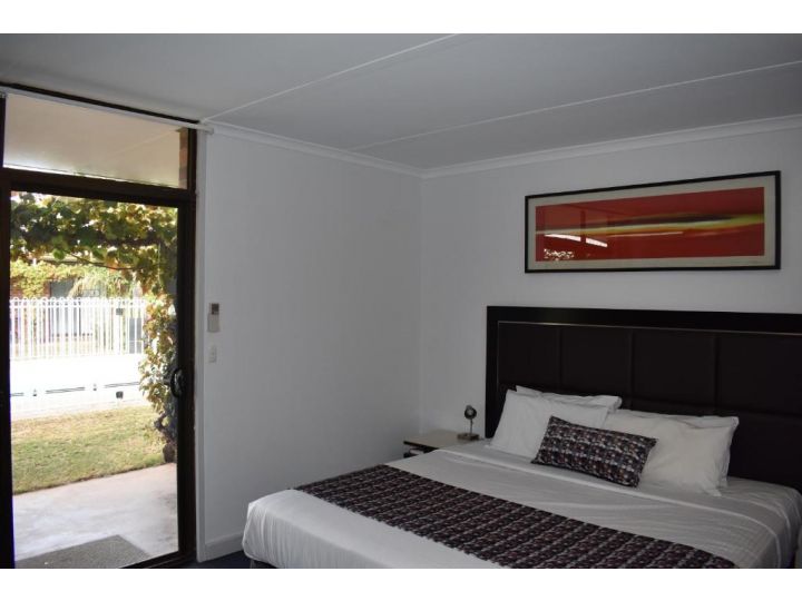Roundhouse Motel Hotel, South Australia - imaginea 12