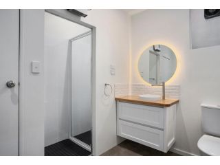 Roxburgh House Apartments - Hobart CBD Apartment, Hobart - 1