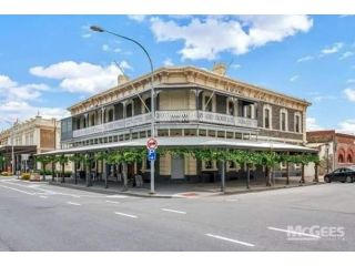 Royal Arms Hotel Hotel, Port Adelaide - 2