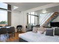 S203S - The Loft by Darling Harbour Apartment, Sydney - thumb 4