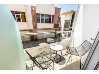 Traditional Room In Northbridge with Rooftop Terrace Guest house, Perth - 4