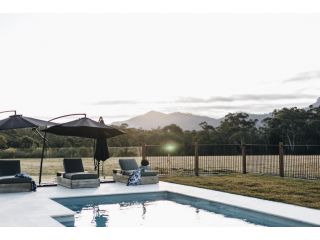 Saddle Ridge - a luxury 5 bedroom 6 bathroom house on 42 acres Guest house, Kangaroo Valley - 1