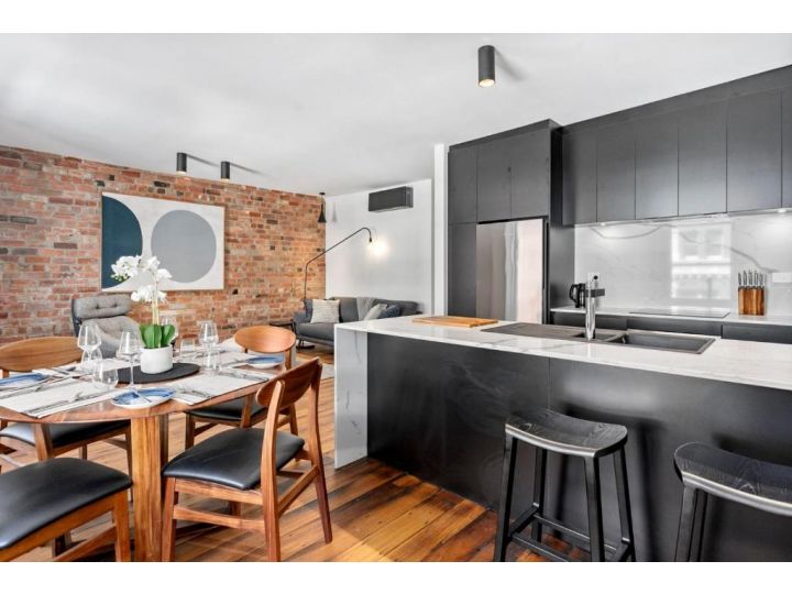Saddlers House - City View - Cafe Lifestyle Apartment, Hobart - imaginea 1