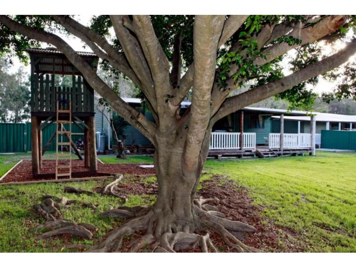 Sahara Trails Complex Sleeping groups WiFi Air Conditioning Horse Riding and much more Guest house, Anna Bay - imaginea 2