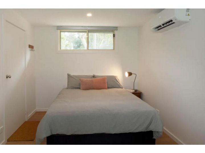 Sahara Trails Studio WiFi Air Conditioning Horse Riding and much more Guest house, Anna Bay - imaginea 8