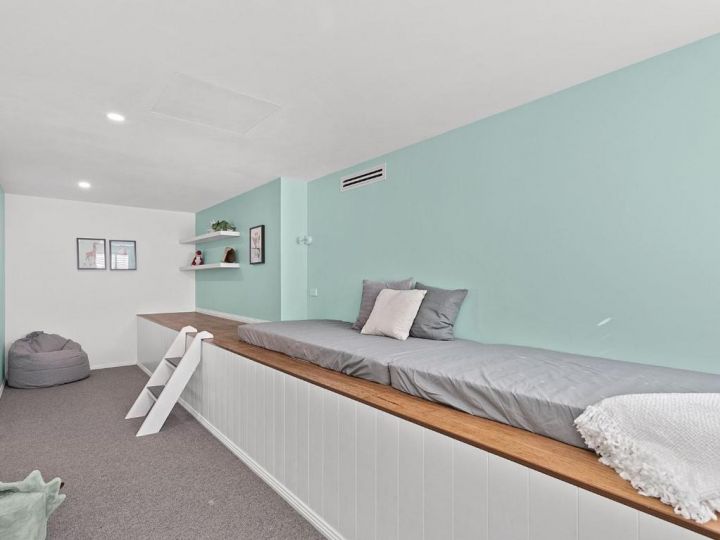 Sailfish Street 8 Guest house, Corlette - imaginea 16