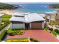 Sails on the Beachfront - Exclusive Seaside Home Guest house, Anna Bay - thumb 2