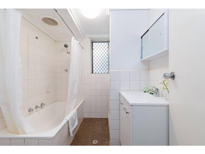 SAL001 One of the most affordable Airbnbs in town Apartment, South Australia - imaginea 15