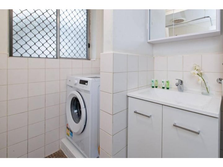 SAL001 One of the most affordable Airbnbs in town Apartment, South Australia - imaginea 18