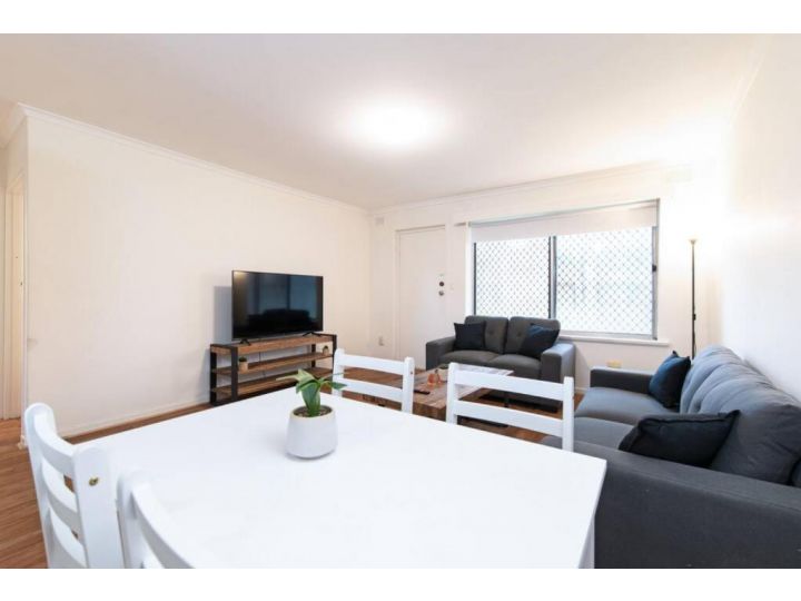 SAL001 One of the most affordable Airbnbs in town Apartment, South Australia - imaginea 4
