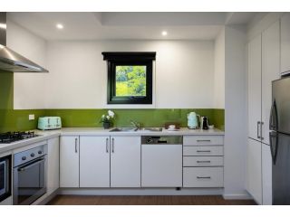 Saltus Luxury Accommodation Apartment, Hepburn Springs - 4