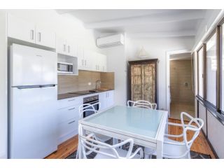 Salty Vibes Retreat Apartment, Rainbow Beach - 2
