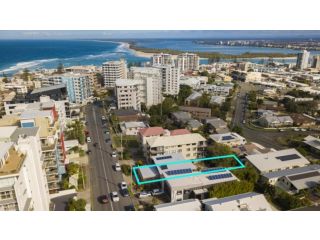 Saltys Place, Pet Friendly and Close To Beach Guest house, Caloundra - 1
