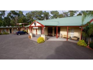 Sanctuary House Resort Motel Hotel, Healesville - 2