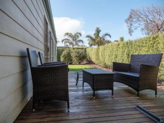 Sand Surf and Sun Guest house, Venus Bay - 4