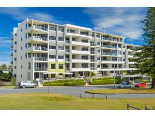 Sandcastle 407 12-24 William Street Apartment, Port Macquarie - 5