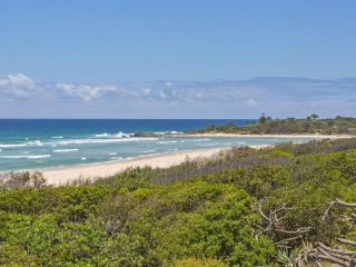 Sandpiper Beach Front House Guest house, Hastings Point - 5