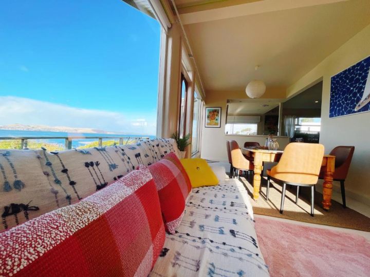 Sandy Bay Beachside Cottage Incredible Waterview Guest house, Sandy Bay - imaginea 14