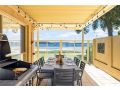 Sandy Beach House - Corlette Waterfront Guest house, Corlette - thumb 4