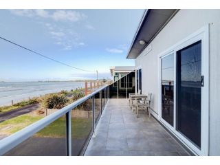 Sandy Cove Guest house, Port Fairy - 3