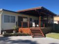 Sandy Shoal&#x27;, 46 Rigney Street - Shoal Bay Beach Cottage with aircon Guest house, Shoal Bay - thumb 1
