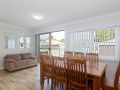 Sandy Shoal&#x27;, 46 Rigney Street - Shoal Bay Beach Cottage with aircon Guest house, Shoal Bay - thumb 5