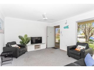 Sandy Shores Guest house, Mollymook - 1