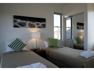 Savannah Cabins, Taronga Western Plains Zoo Apartment, Dubbo - 4