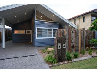 Sawtell Beach Shack 1 Guest house, Sawtell - 2