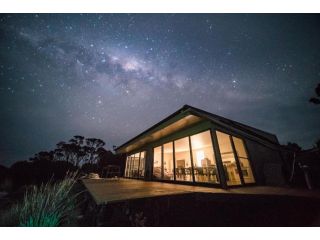 Sawyers Bay Shacks Guest house, Flinders Island - 2