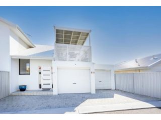 Scarborough Hilltop Apartment - EXECUTIVE ESCAPES Guest house, Perth - 2