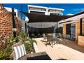 Scarborough Villa on Duke - EXECUTIVE ESCAPES Guest house, Perth - thumb 10