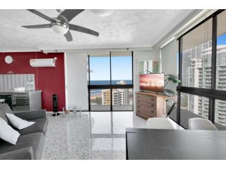 Scenic 1-Bed Apartment with Oceanviews Apartment, Gold Coast - 5