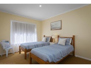Scenic Beach Apartment Guest house, Apollo Bay - 5