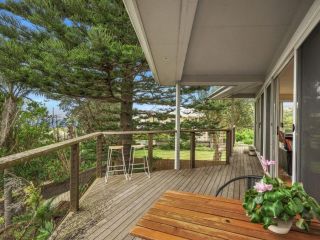 Enjoy Seabreezing Deck with Sunrise & Sunset Guest house, New South Wales - 2