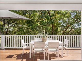 SEA DECK Hyams Beach 4pm Check Out Sundays Guest house, Hyams Beach - 2