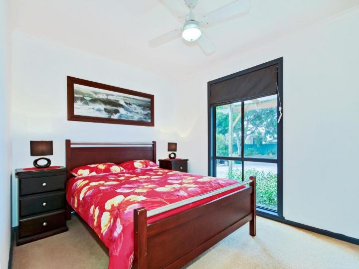 Sea Devine Guest house, Port Willunga - imaginea 8