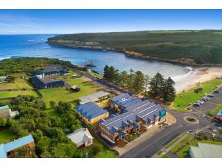 Sea Foam Villas Aparthotel, Port Campbell - 2