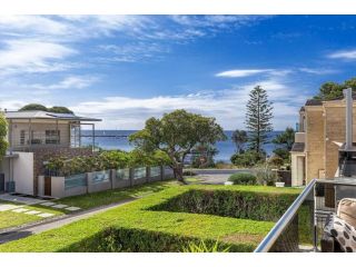 Sea Grange - harbour views, prime location Guest house, Mornington - 2