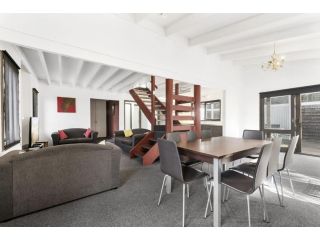 Sea Loft Guest house, Apollo Bay - 3