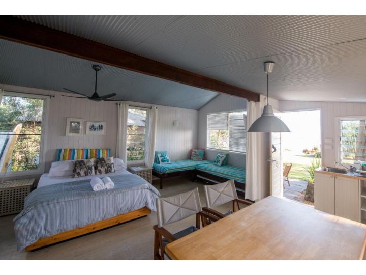 Sea Shanties Accomodation, North Stradbroke Island - imaginea 1