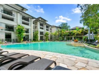 Private Apartments in the Temple Beachfront Resort Palm Cove Apartment, Palm Cove - 2