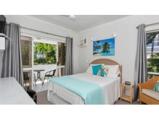 Seabreeze Beachfront - Clifton Guest house, Clifton Beach - 4