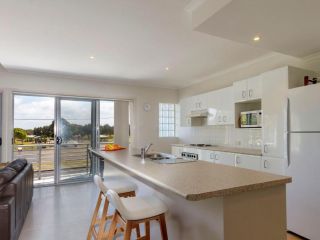 Seachange Apartment 2 Guest house, Hawks Nest - 1