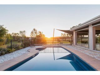 Seaclusion - Private Coastal Oasis Guest house, One Mile - 2