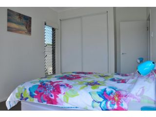 Seadaze 1 - Rainbow Beach, Gorgeous unit close to the beach, Aircon, Pool Guest house, Rainbow Beach - 5