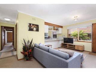 SeaEsta Room for all the Family Guest house, Apollo Bay - 4